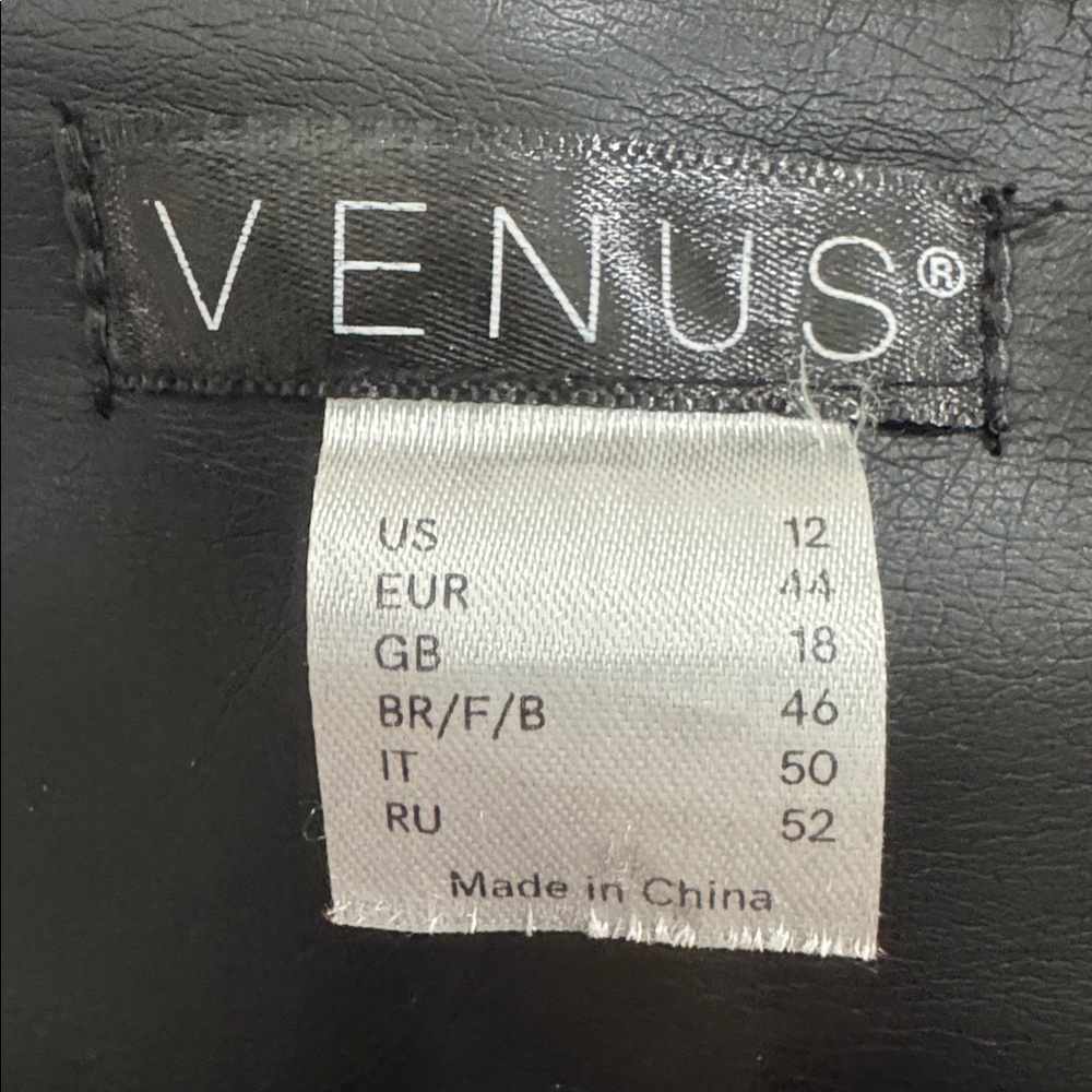 VENUS Black High-Waist Faux Leather Shorts with Gold Buckle Belt - Picture 5 of 6